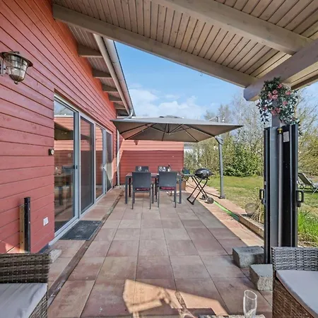 Pinto Rosso - Rotes Strandhaus An Idyllischem Privatsee