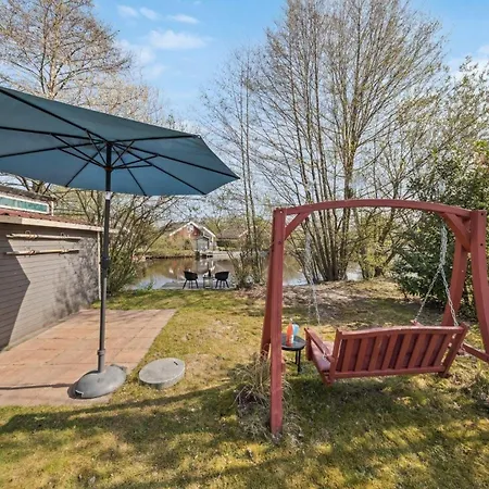 Ferienhaus Pinto Rosso - Rotes Strandhaus An Idyllischem Privatsee *